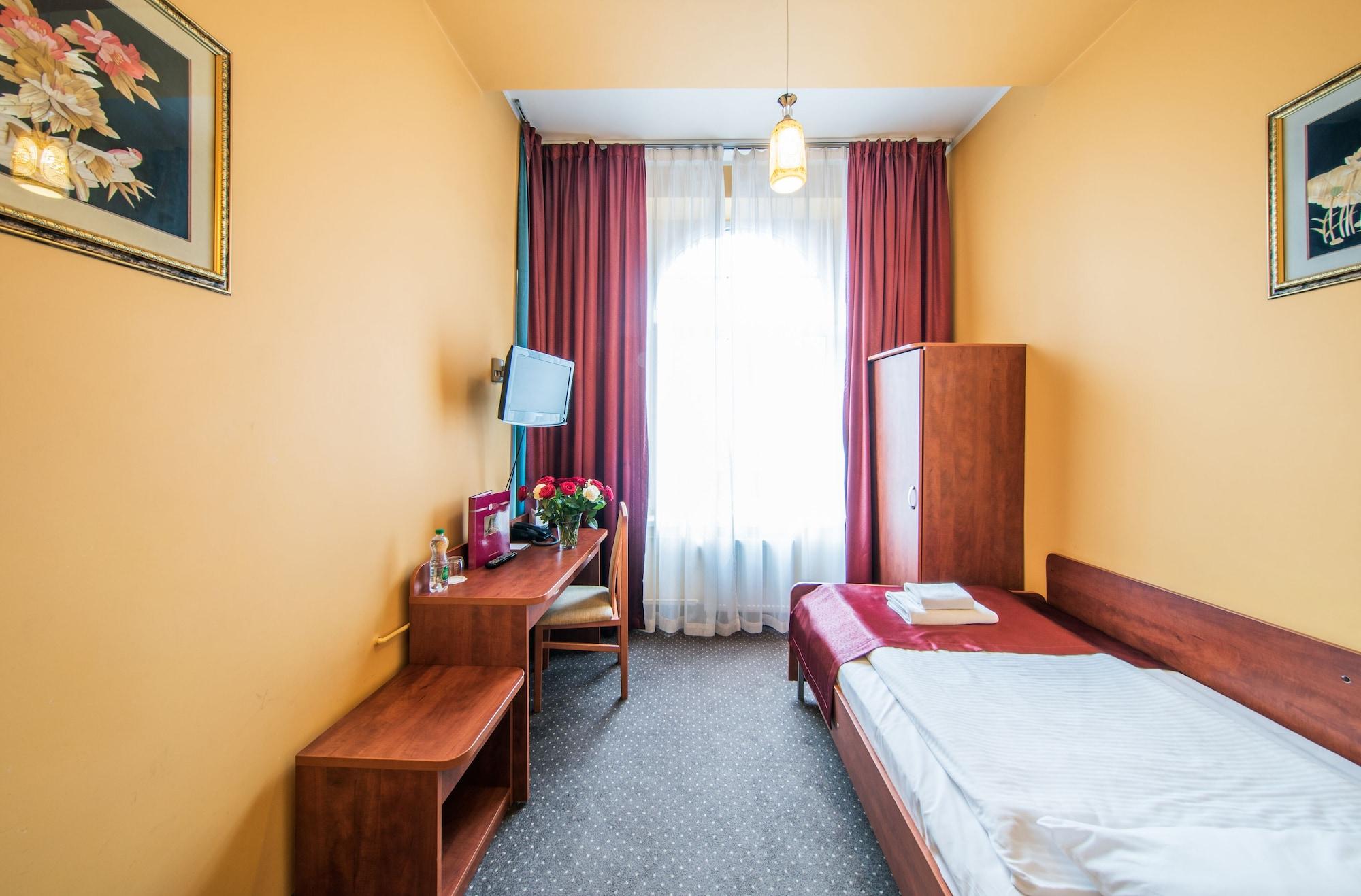 Hotel Lothus Wrocław Eksteriør bilde