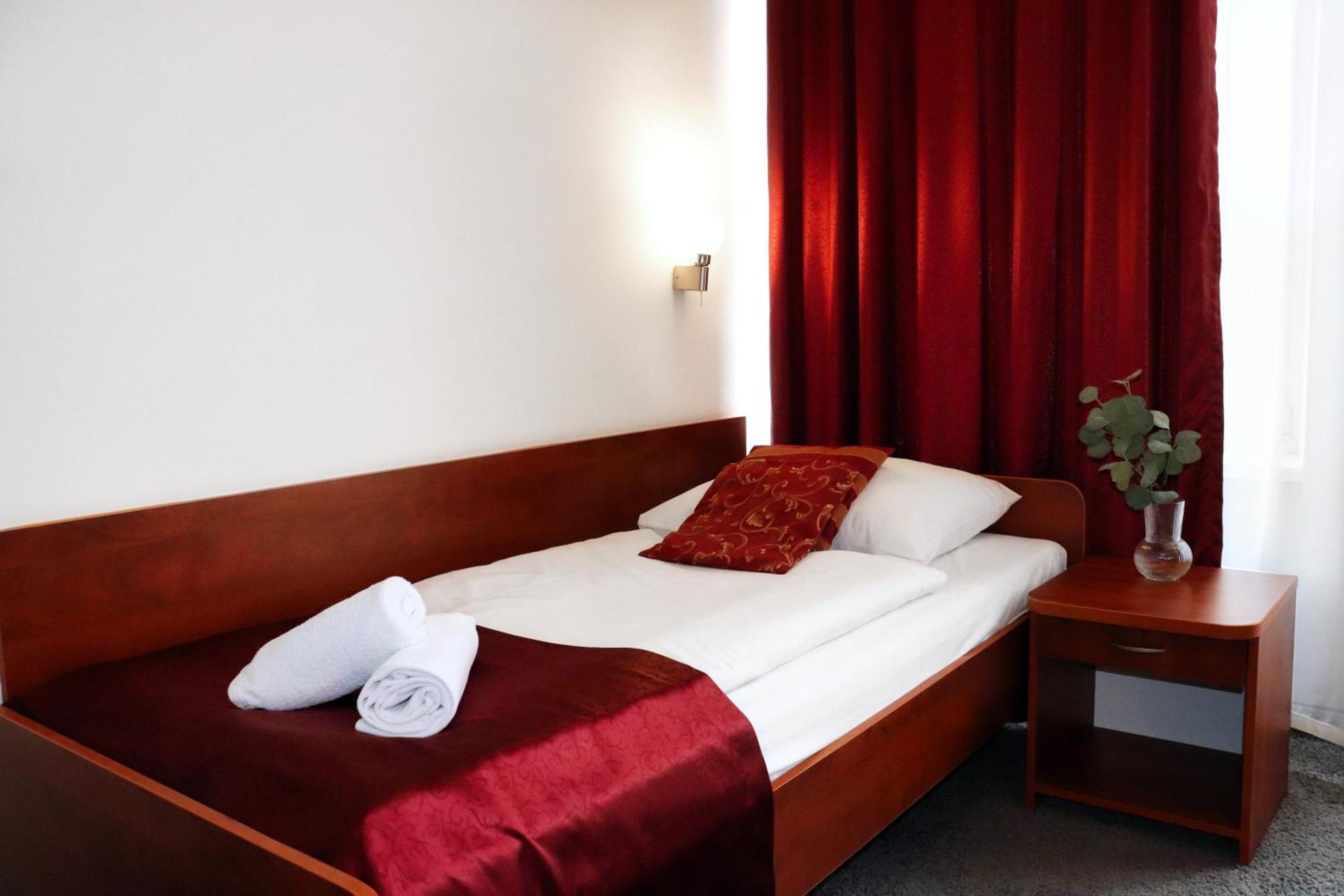 Hotel Lothus Wrocław Eksteriør bilde