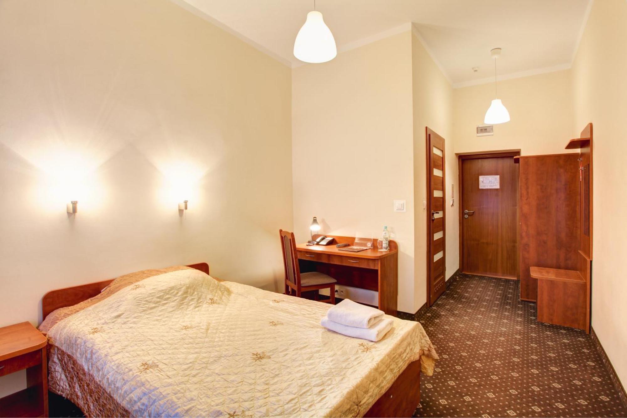 Hotel Lothus Wrocław Eksteriør bilde