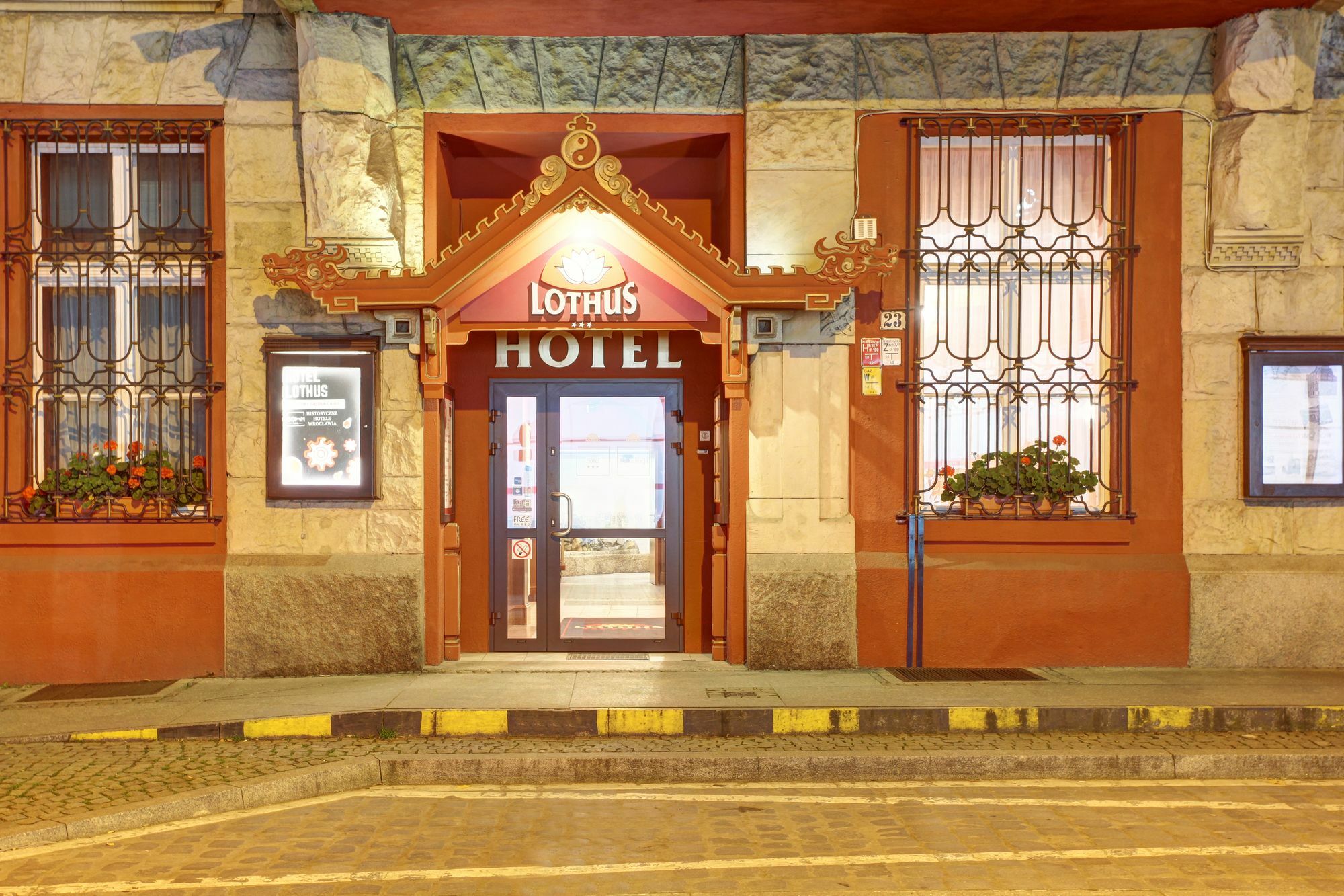 Hotel Lothus Wrocław Eksteriør bilde